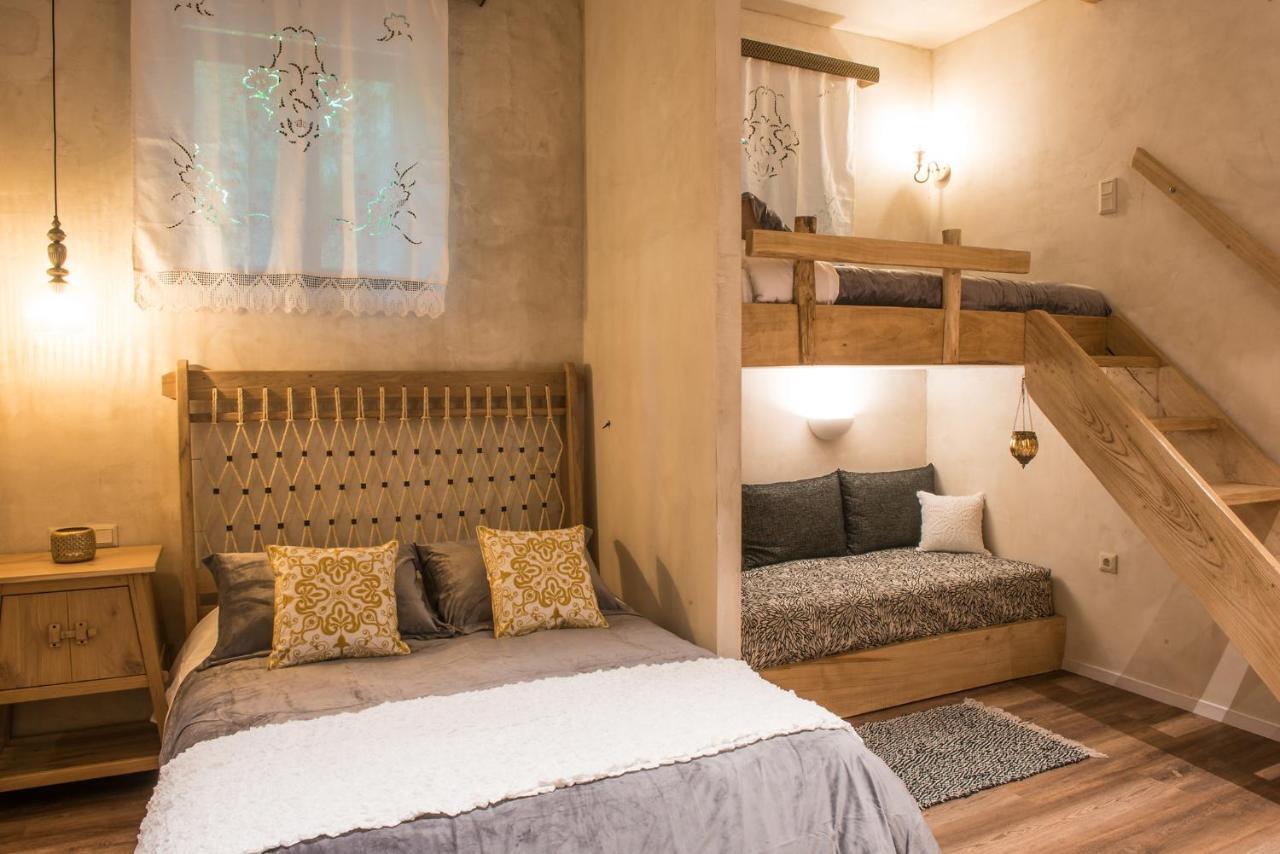 «Σκλάβας Χνάρι» Παραδοσιακός Ξενώνας Apartamento Magouliana Exterior foto