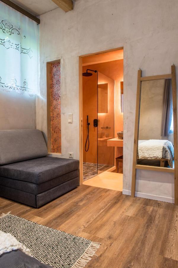 «Σκλάβας Χνάρι» Παραδοσιακός Ξενώνας Apartamento Magouliana Exterior foto