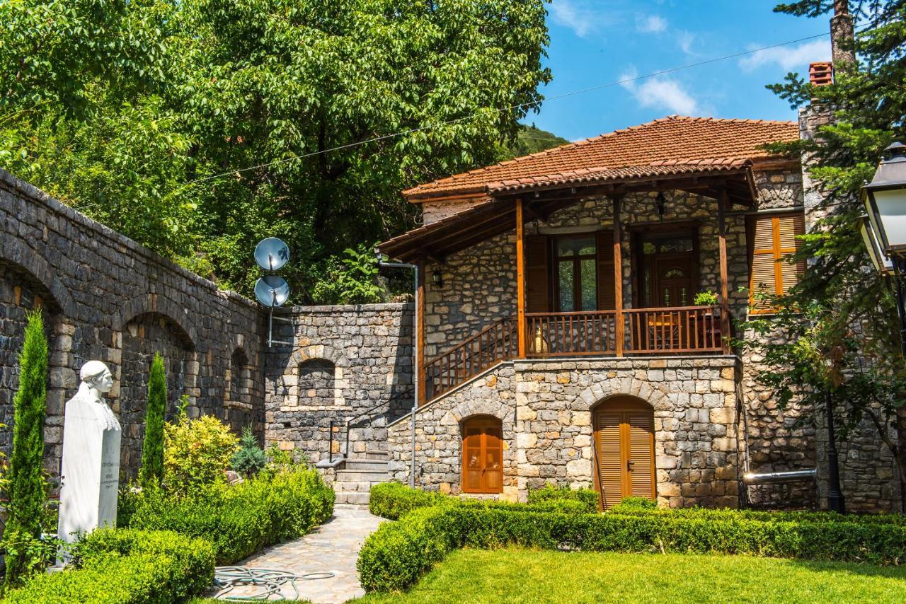«Σκλάβας Χνάρι» Παραδοσιακός Ξενώνας Apartamento Magouliana Exterior foto